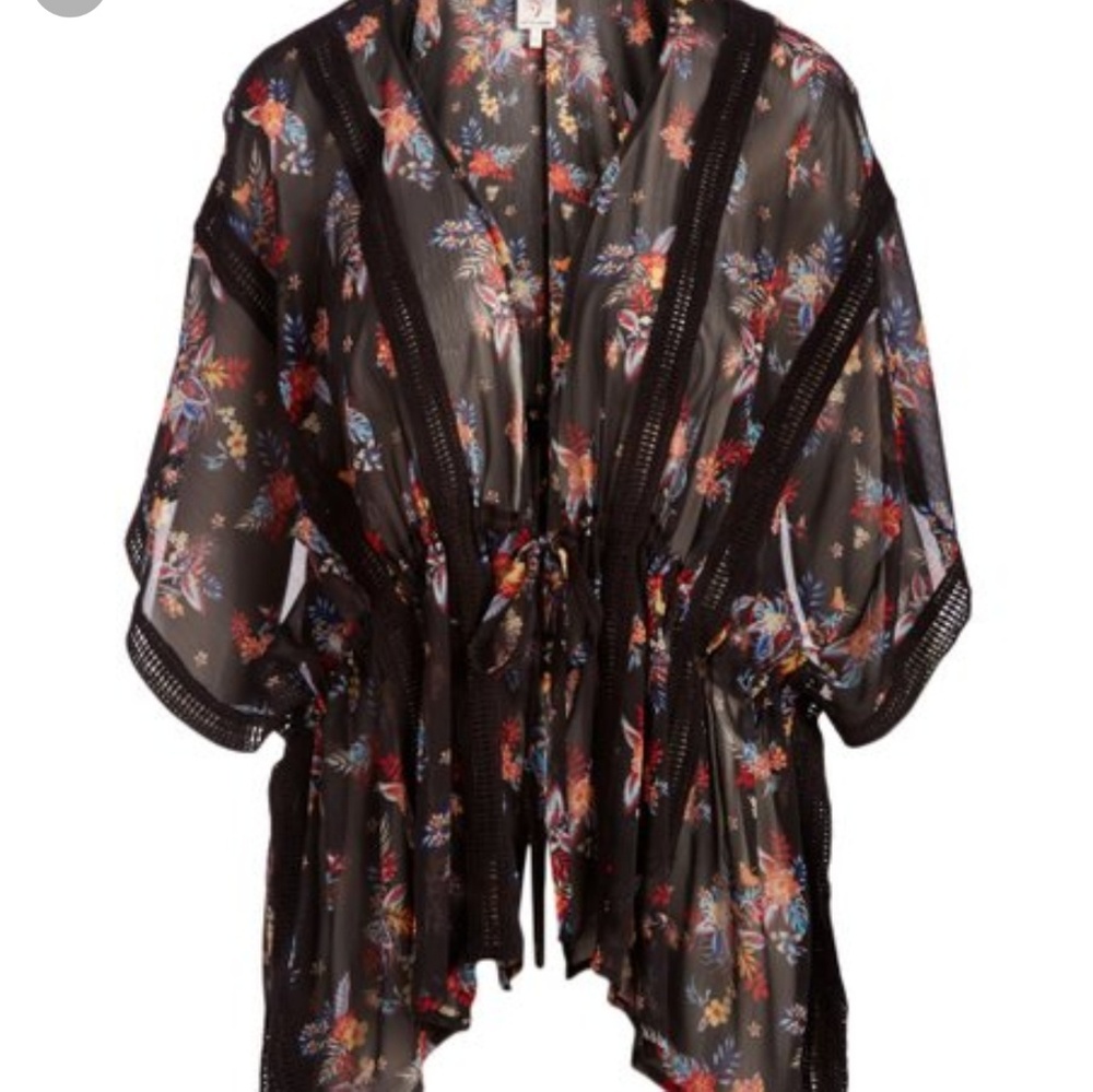 Lace waist tie Kimono